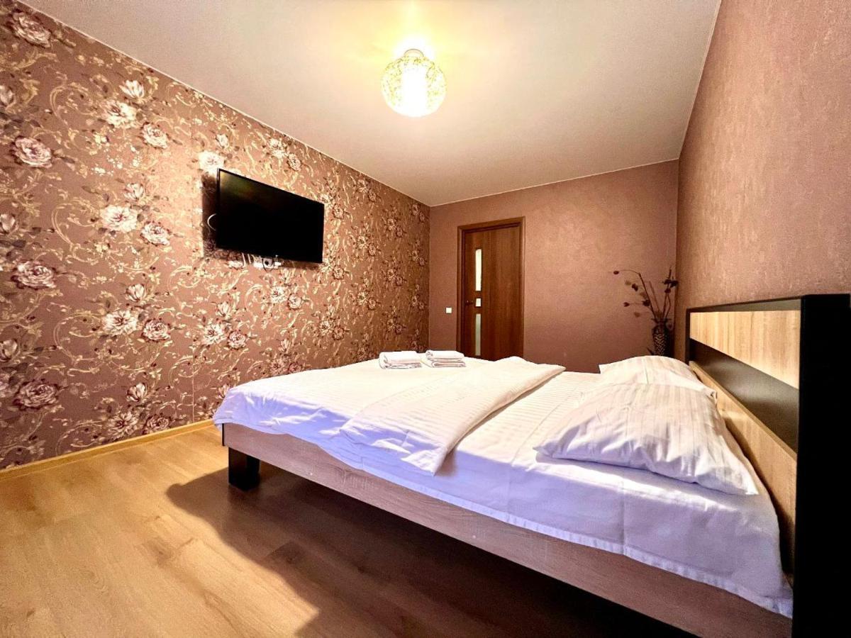 Apartpoltava Простора Однокімнатна Квартира В Новобудові, Корпусний Парк Exterior photo