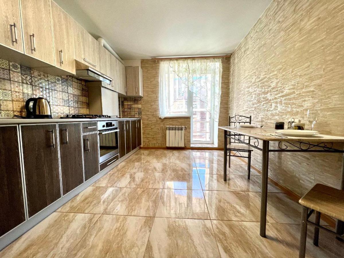 Apartpoltava Простора Однокімнатна Квартира В Новобудові, Корпусний Парк Exterior photo
